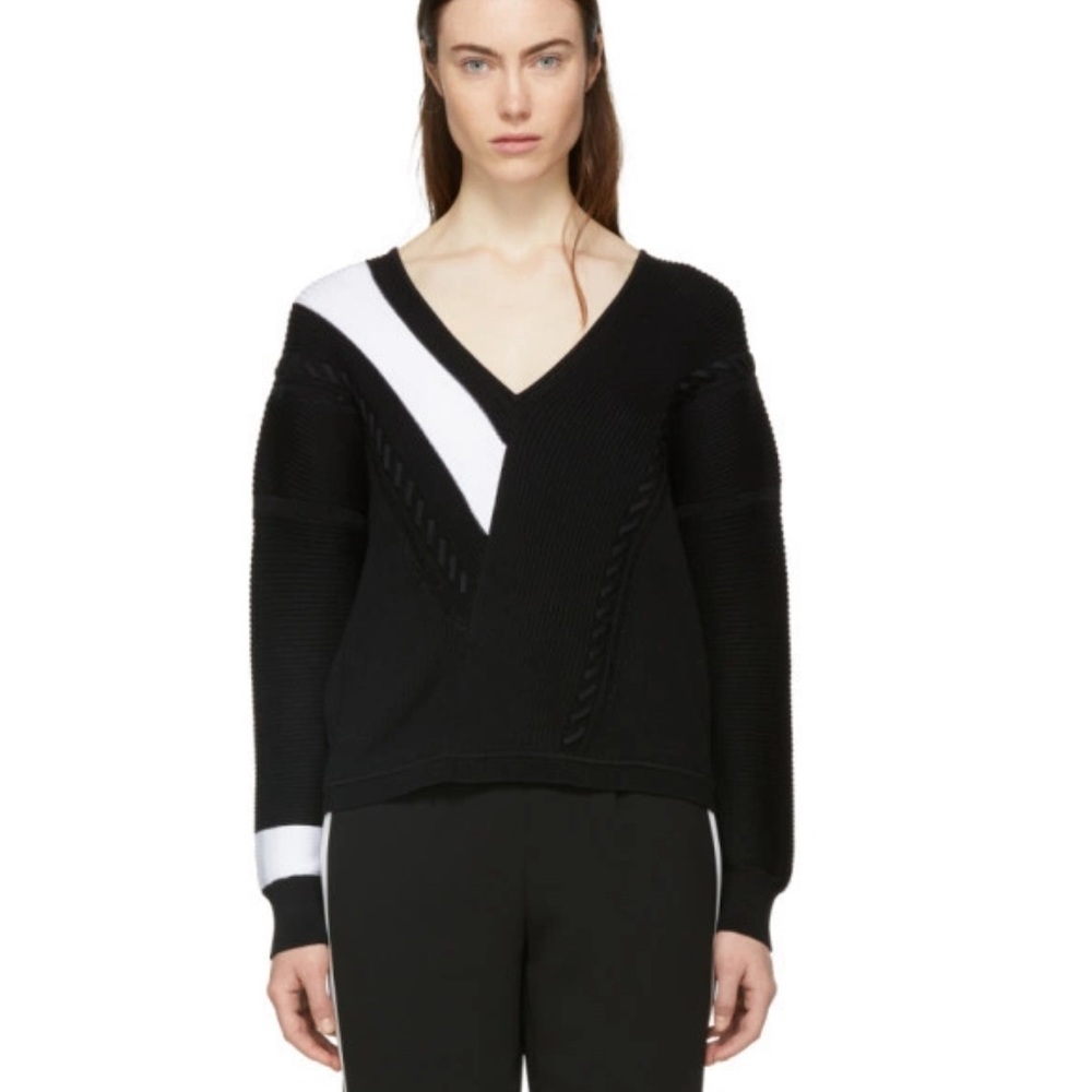 Rag & Bone Black and White Cricket V-Neck Sweater in Black and White Large